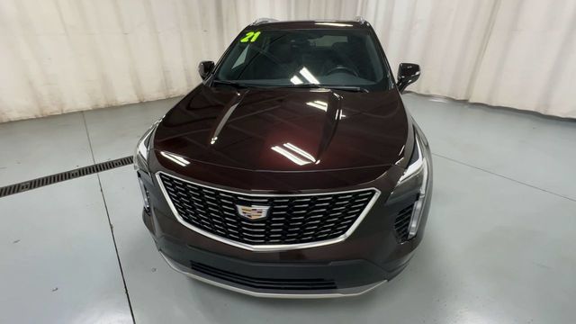Used 2021 Cadillac XT4 Premium Luxury w/ Cold Weather Package AWD/4WD image 3