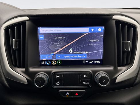 Used 2024 GMC Terrain SLT w/ Infotainment Package II AWD/4WD image 15