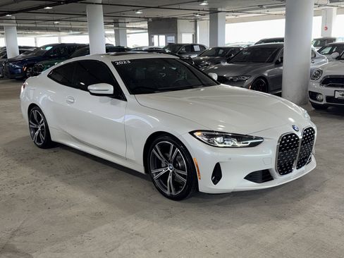 Used 2023 BMW 430i Coupe w/ Convenience Package RWD image 2