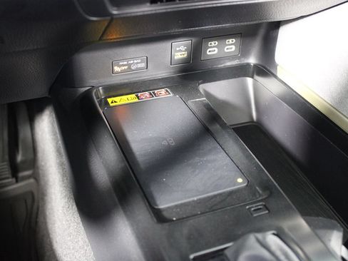 Used 2025 Toyota Camry LE w/ Convenience Package FWD image 13