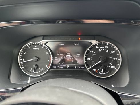 Used 2022 Nissan Pathfinder SL w/ Cargo Package FWD image 16