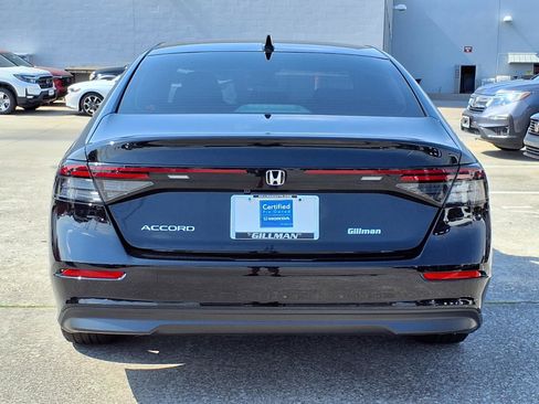 Used 2024 Honda Accord EX image 23