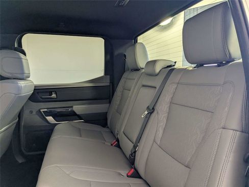 Used 2025 Toyota Tundra Limited image 28