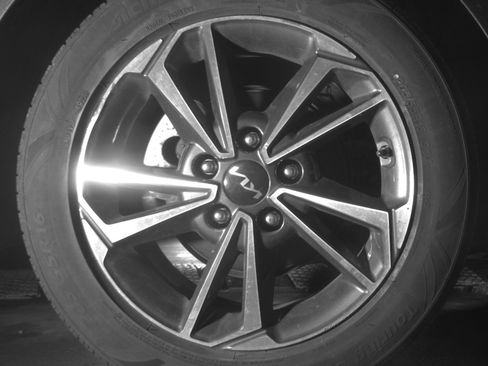 Used 2024 Kia Forte LXS FWD image 15