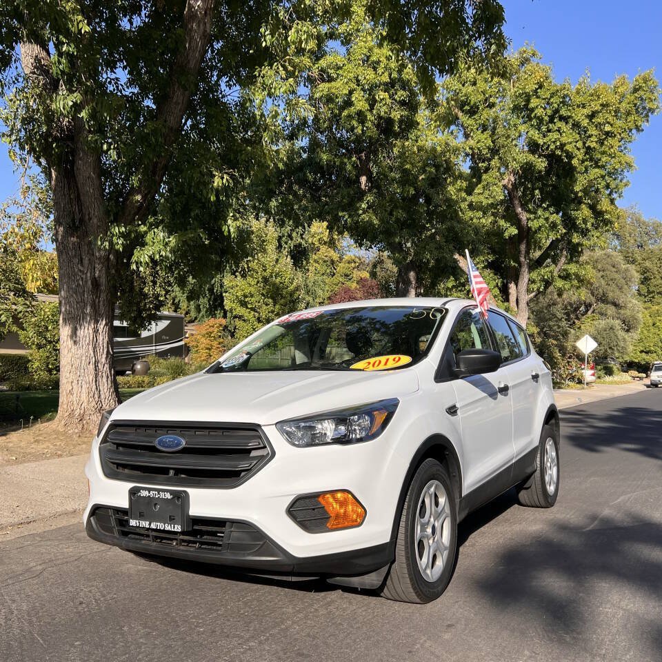 Used 2019 Ford Escape S FWD image 4
