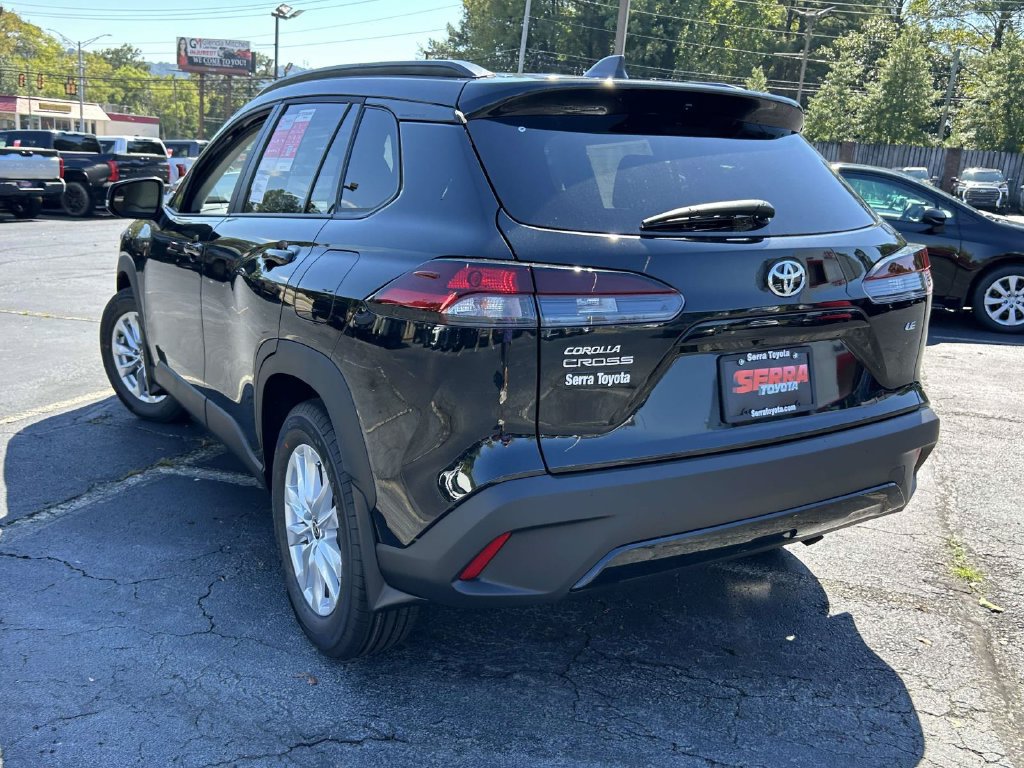 New 2026 Toyota Corolla Cross LE FWD image 5