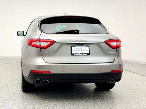 Used 2017 Maserati Levante 3.0L image 6