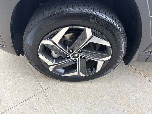 Used 2023 Hyundai Tucson Limited AWD/4WD image 9