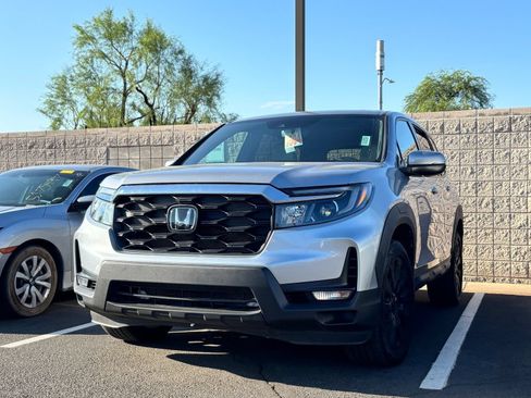 Used 2023 Honda Passport EX-L image 2