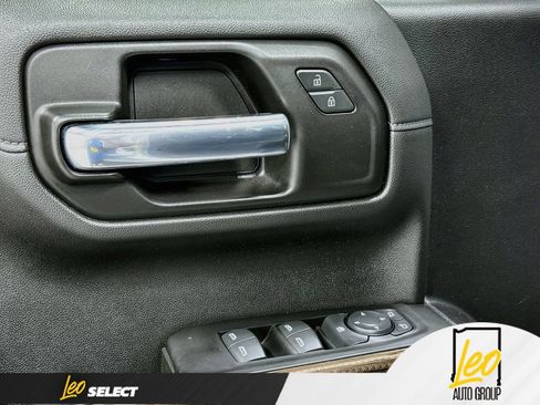 Used 2020 Chevrolet Silverado 1500 LT Trail Boss AWD/4WD image 20