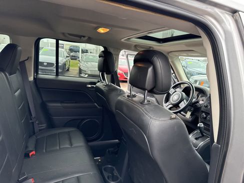 Used 2016 Jeep Patriot High Altitude image 24