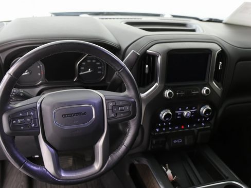 Used 2022 GMC Sierra 2500 Denali w/ Denali Ultimate Package image 3