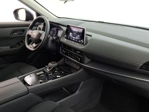 Certified 2026 Nissan Rogue S FWD image 21