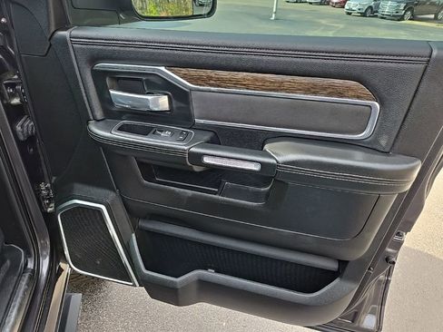 Used 2019 RAM 2500 Laramie image 15