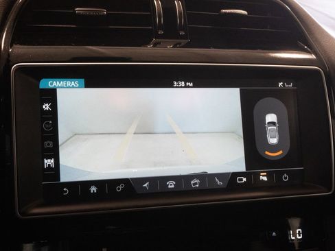 Used 2020 Jaguar F-PACE Prestige AWD/4WD image 24