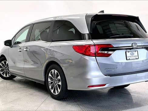 Used 2023 Honda Odyssey EX-L image 12