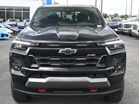 Used 2025 Chevrolet Colorado Z71 w/ Technology Package image 5