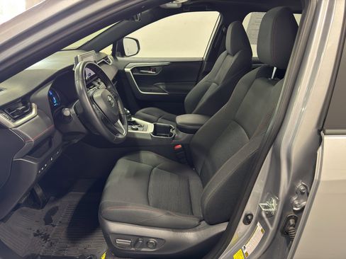 Used 2023 Toyota RAV4 SE w/ Weather & Moonroof Package AWD/4WD image 22