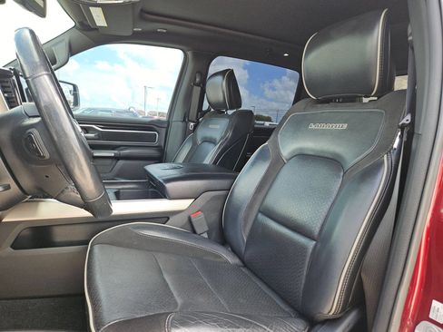 Used 2019 RAM 1500 Laramie w/ Sport Appearance Package AWD/4WD image 13