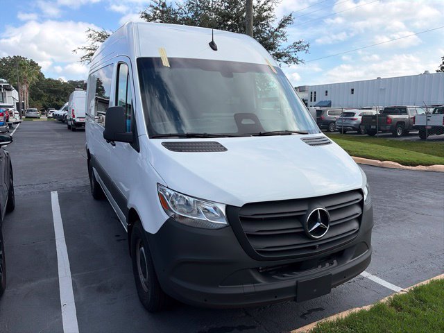 Used 2026 Mercedes-Benz Sprinter 2500 image 4