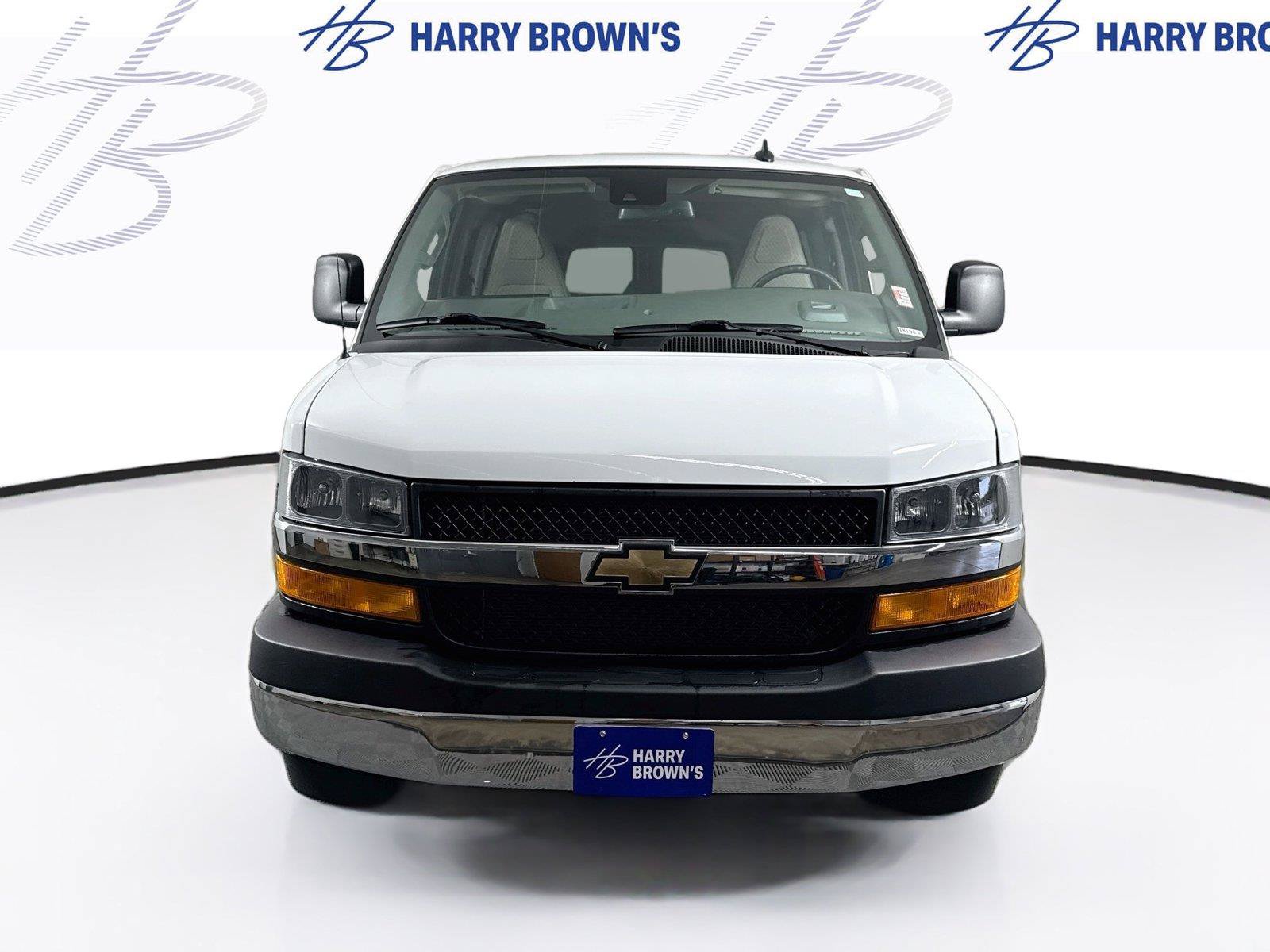 Used 2025 Chevrolet Express 3500 LT w/ LT Preferred Equipment Group RWD image 24