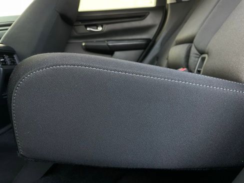 Certified 2025 Honda CR-V LX image 39