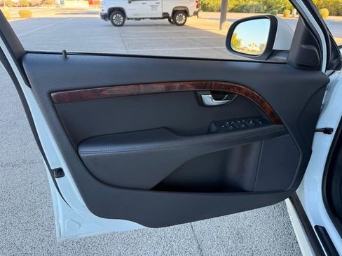 Used 2014 Volvo S80 3.2 image 16