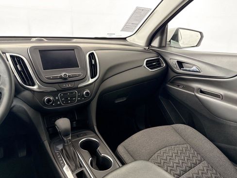 Used 2024 Chevrolet Equinox LT w/ LPO, Floor Liner Package FWD image 29