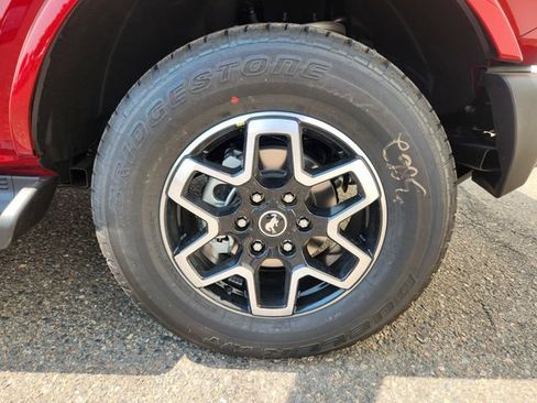 New 2026 Ford Bronco Outer Banks AWD/4WD image 18