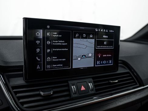 Certified 2025 Audi Q5 2.0T Premium Plus image 17