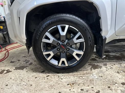 Certified 2025 Toyota 4Runner TRD Sport Premium AWD/4WD image 10