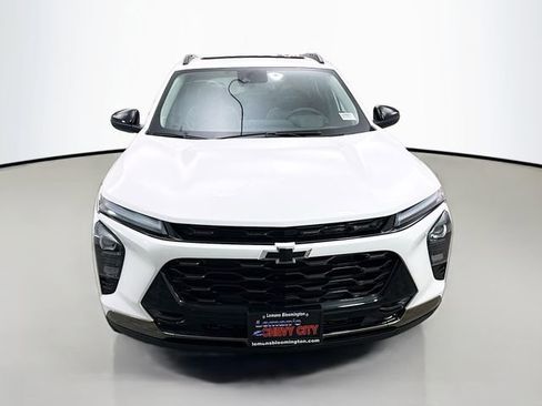 New 2026 Chevrolet Trax ACTIV w/ Sunroof Package image 2