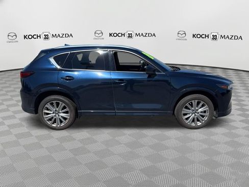 Certified 2022 MAZDA CX-5 Signature AWD/4WD image 8