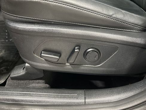 Used 2023 Kia Sorento X-Line EX image 11