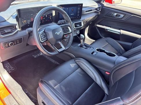Used 2026 Ford Mustang Coupe RWD image 18