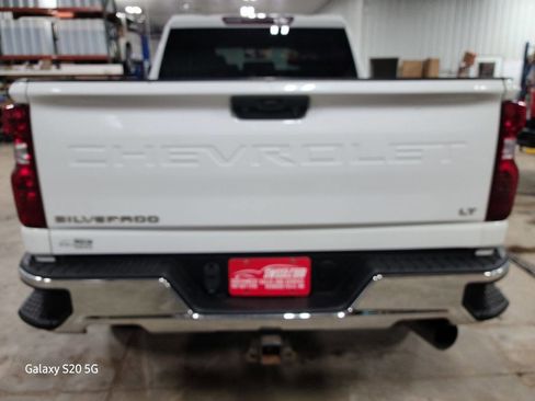 Used 2021 Chevrolet Silverado 2500 LT w/ Fleet Comfort Package image 6