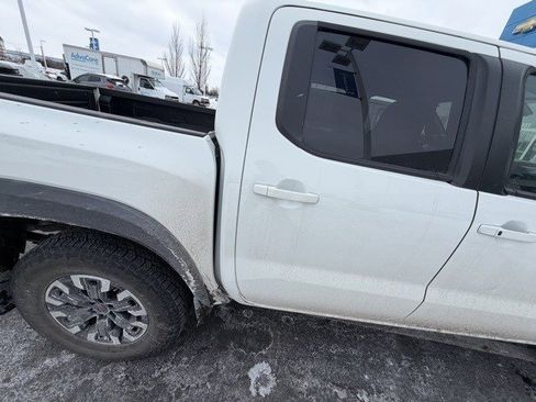 Used 2024 Nissan Frontier PRO-4X w/ Off-Road Protection Package image 5