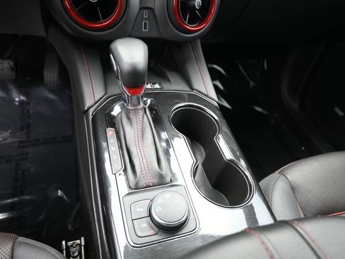 Used 2025 Chevrolet Blazer RS FWD image 20