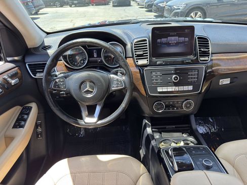 Used 2019 Mercedes-Benz GLS 450 4MATIC w/ Premium 1 Package image 33