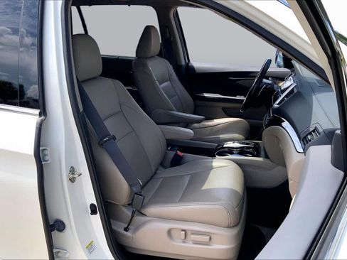 Used 2016 Honda Pilot Elite image 9