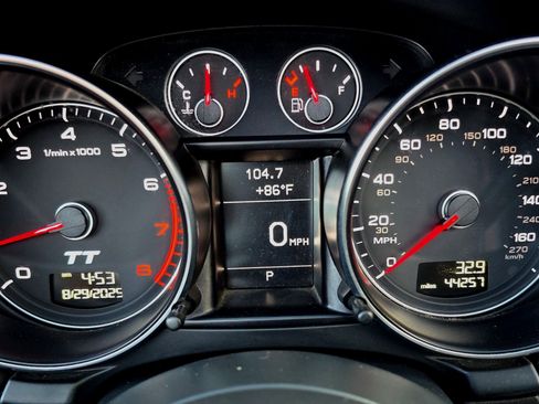 Used 2014 Audi TT 2.0T w/ Fine Nappa Leather Package image 13