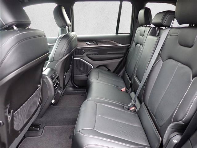 New 2027 Jeep Grand Cherokee Limited AWD/4WD image 10