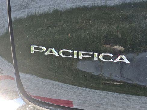 New 2026 Chrysler Pacifica Select image 26