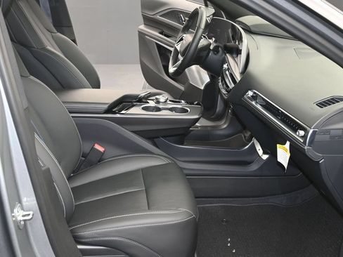 Certified 2026 Cadillac Lyriq V AWD/4WD image 11