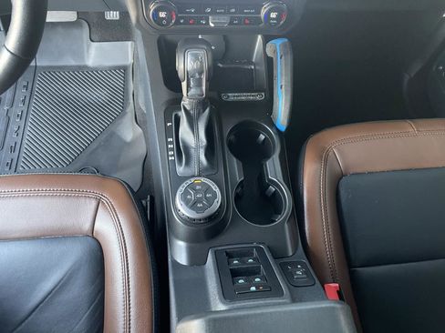 Used 2023 Ford Bronco Outer Banks image 21