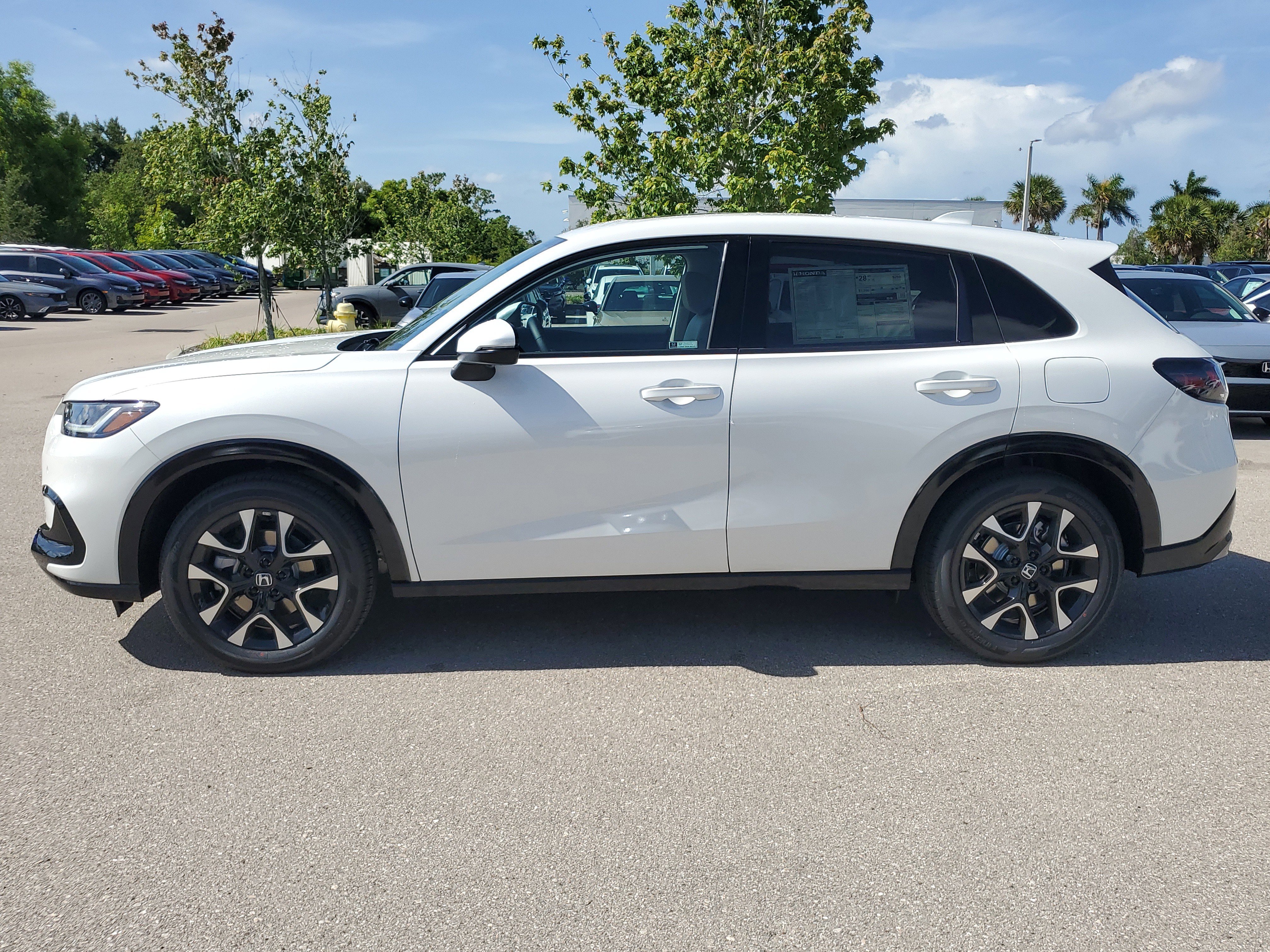 New 2027 Honda HR-V EX-L image 5