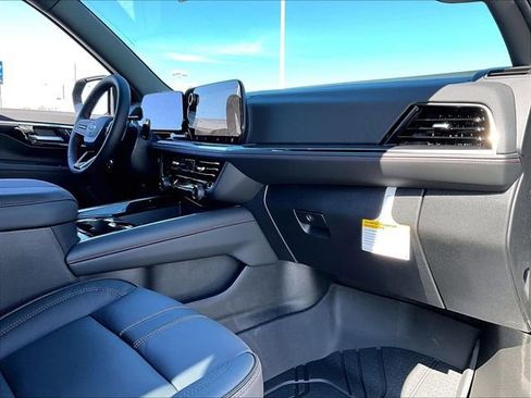 New 2026 Chevrolet Suburban RST w/ Comfort Package image 9