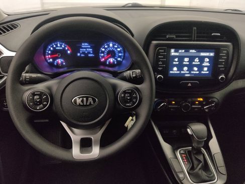 Used 2021 Kia Soul LX FWD image 22