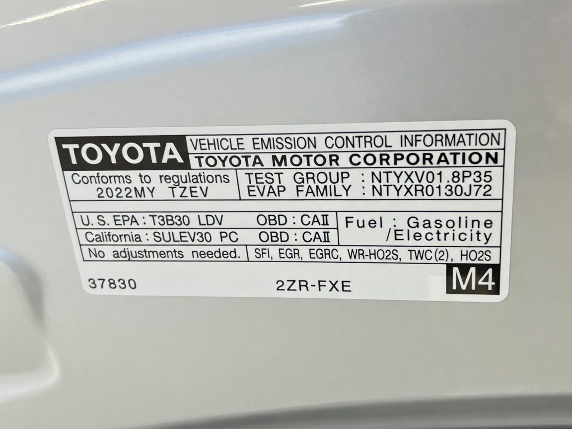 Used 2022 Toyota Prius Prime XLE FWD image 17