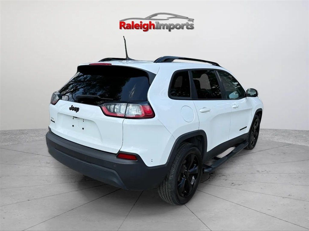 Used 2019 Jeep Cherokee Latitude Plus AWD/4WD image 7